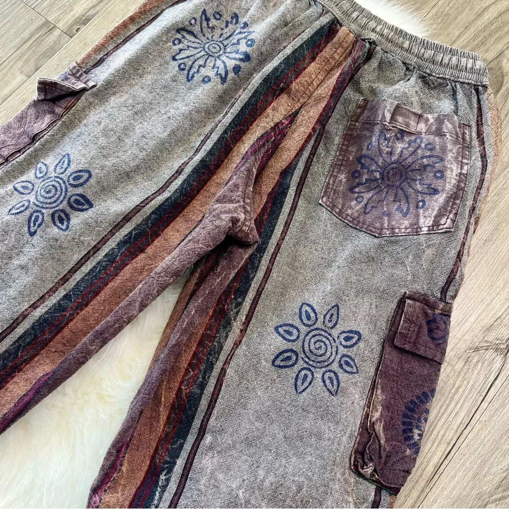 Cotton bohemian hippie sun & mandala cargo pants size small/medium - Picture 7 of 7